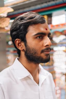 Sahil Kalathiya - Tech Writer